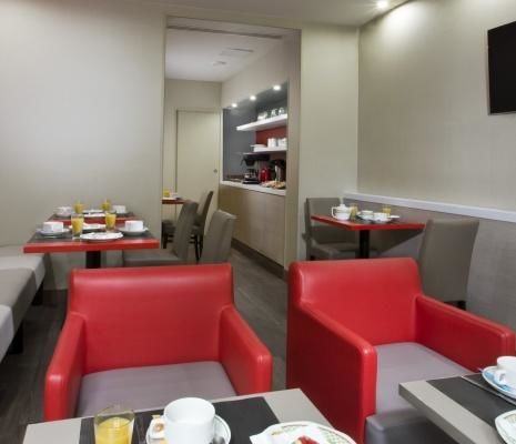 Hôtel des Pavillons – 早餐