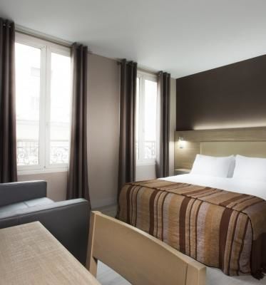Hôtel des Pavillons – 三人房