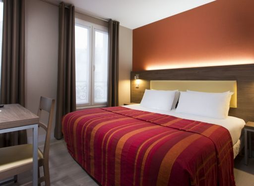 Hotel des Pavillons Paris  大床房