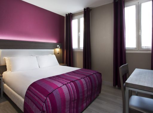 Hotel des Pavillons Paris  大床房
